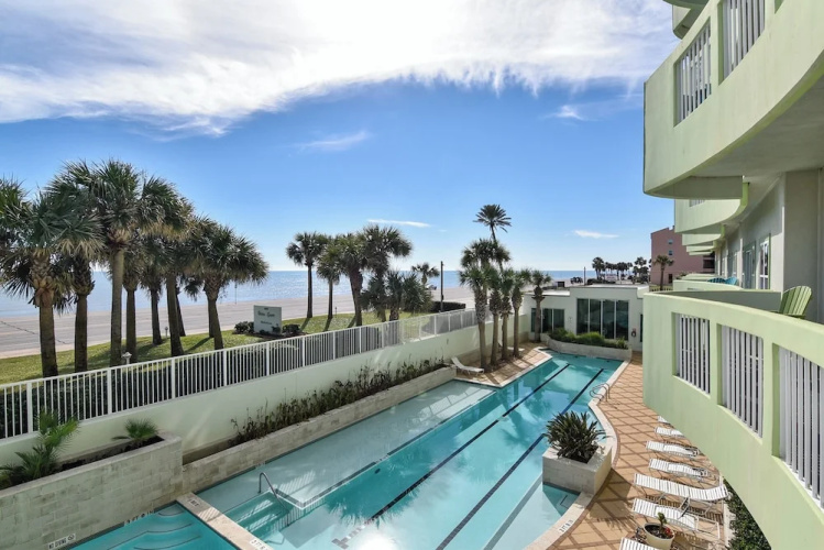 Coastal Class by Ryson Vacation Rentals