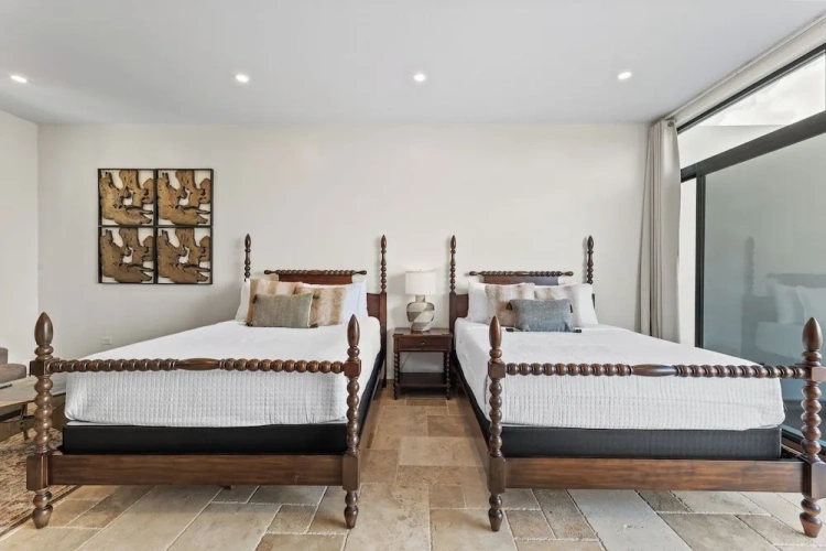 Deluxe Quadruple Suite with balcony and with mountain view