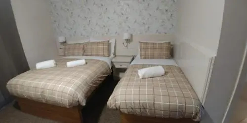 Clydebank HotelOver view