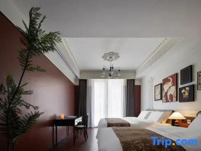 Standard Family room