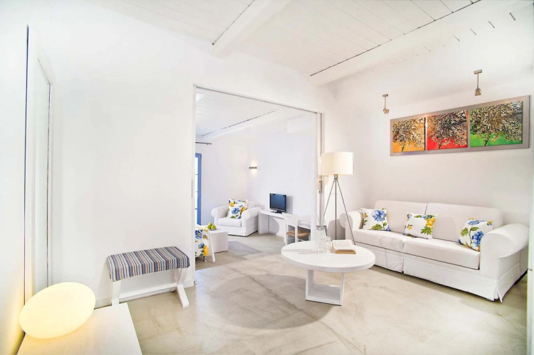 Koufonisia Hotel & Resort