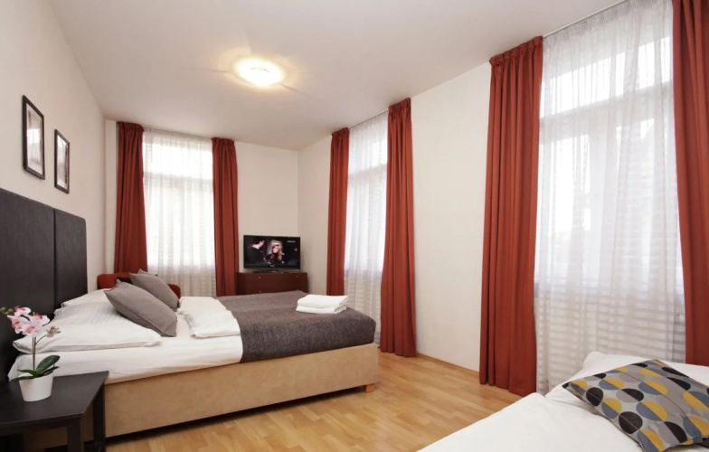 Theatre Apartments