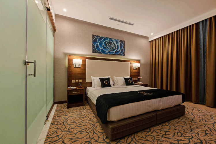 Emerald Hotel