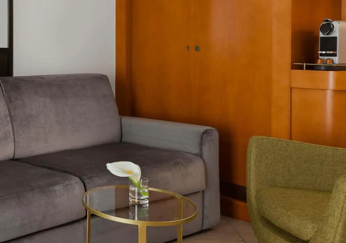 Park and Suites Prestige Cannes Croisette Hotel