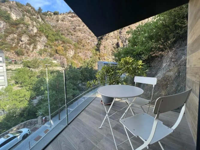 Twin Apartment