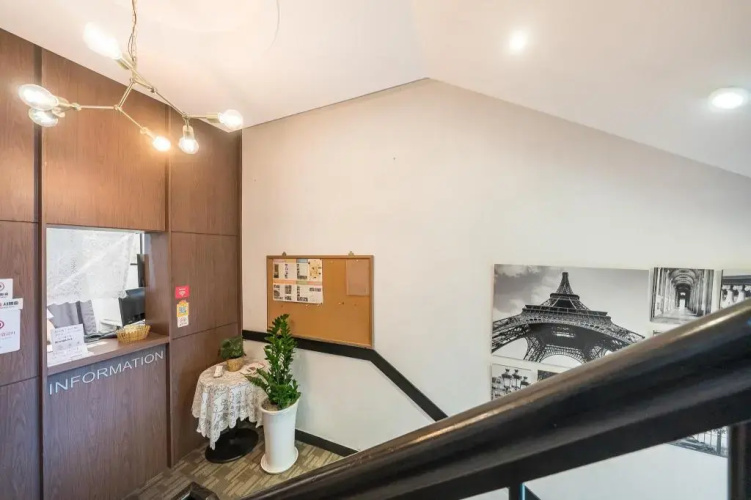 Junoh Hotel