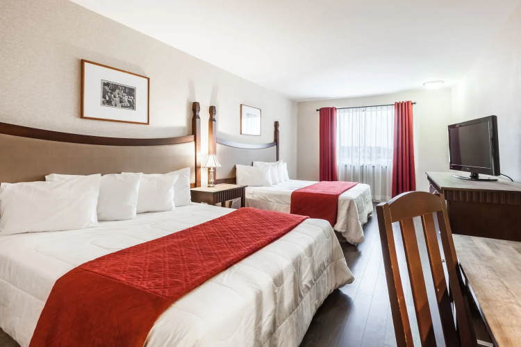 Ambassadeur Hotel
