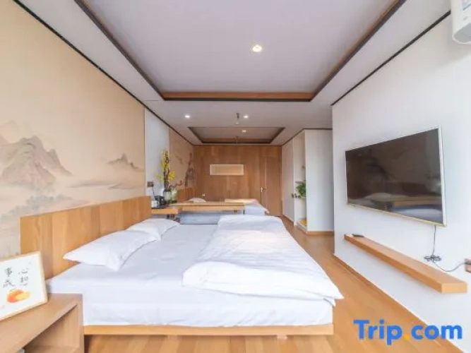 Standard Twin Family room
