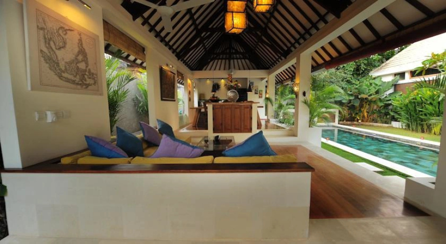 The Lane Villa