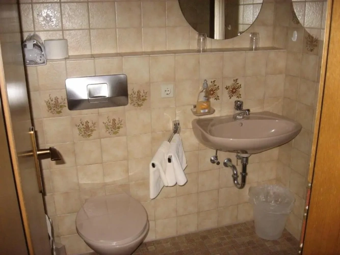 Single Apartment