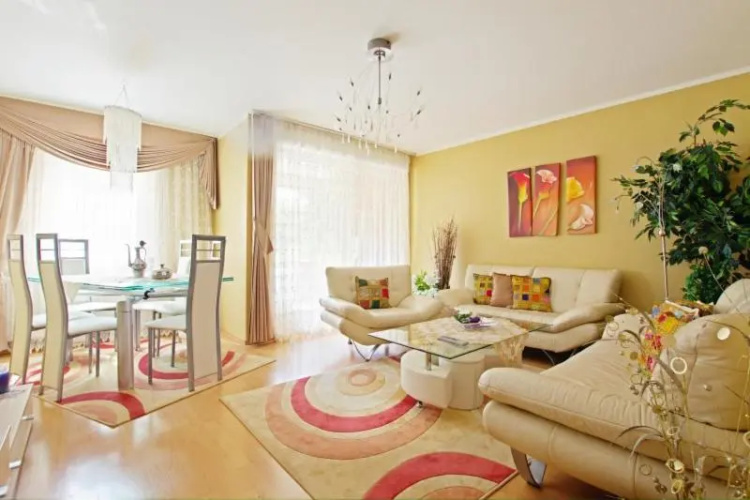 Id 4615 | Private Apartment