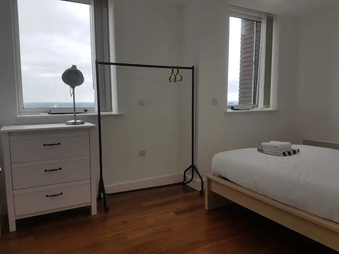 Metropolitan House 2106