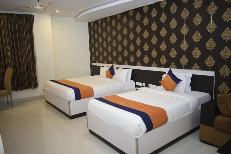 Hotel Aksharadha