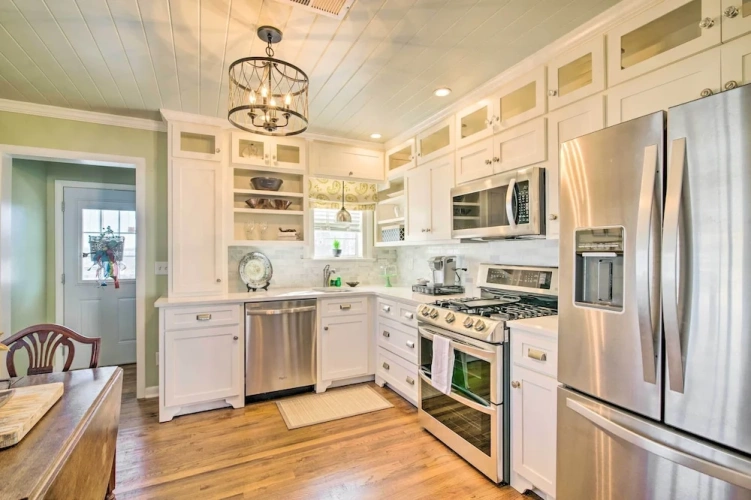 2 Bedrooms Cottage