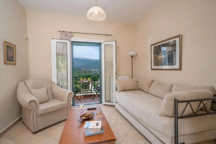 Apartment with sea view