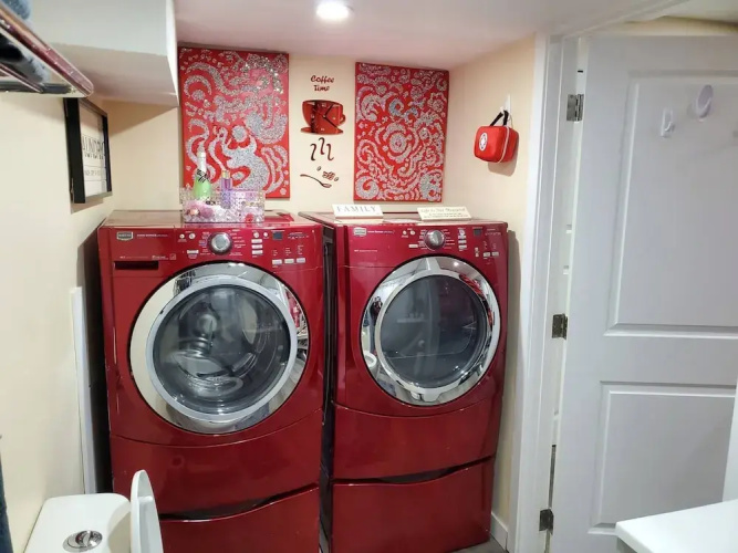 240 Spacious Modern Home w AC