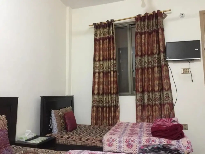 Yasin Holiday Hotel