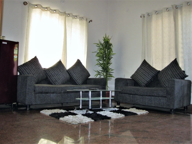 OYO 9702 Hebbal