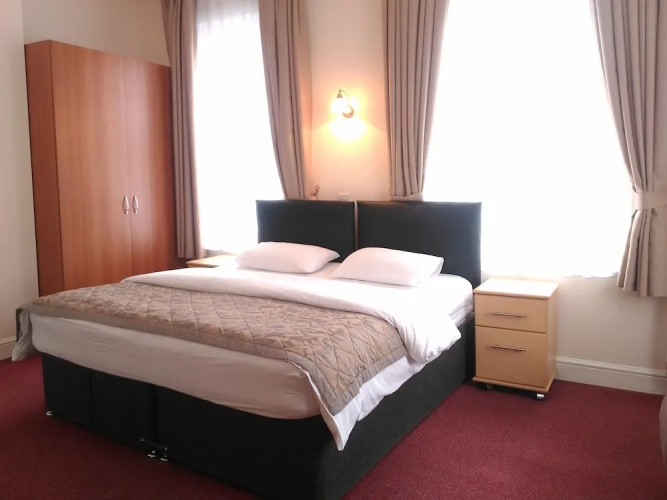 Global Lodge Hotel