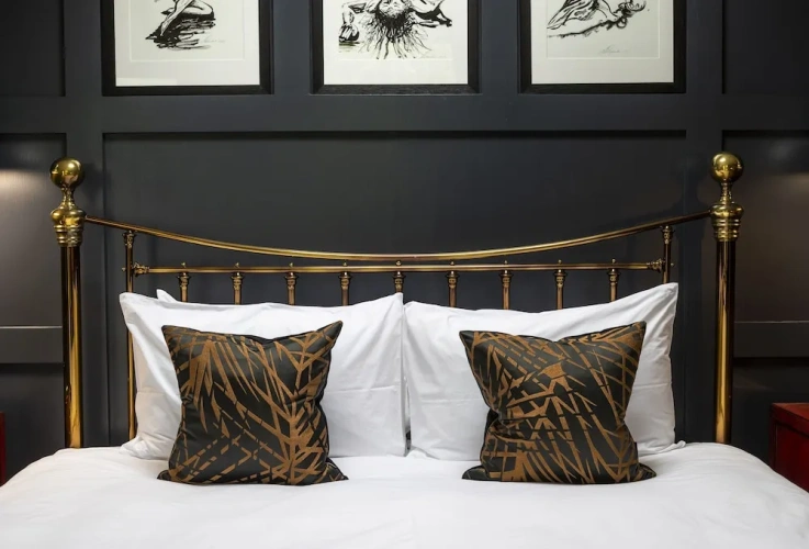 Luxury room