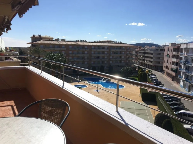 Aiguaneu Apartaments Els Pins
