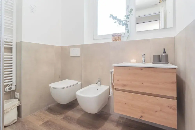 A Step From the Dome Apartment by Rent all Como