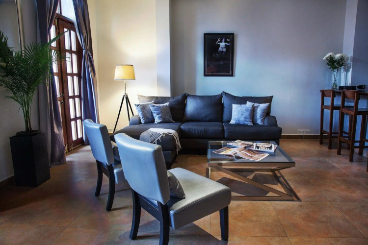La Isabela Suites