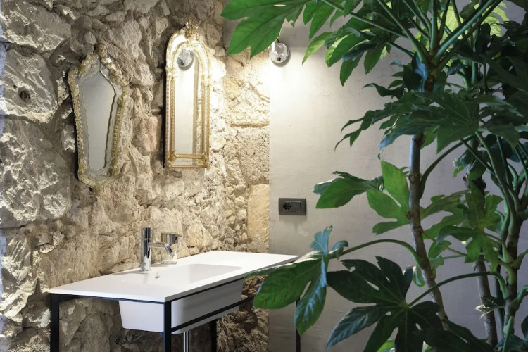 Isonzo Suites