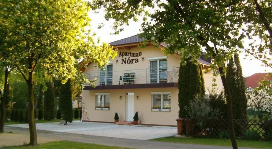 Apartman Nora Buekfuerd