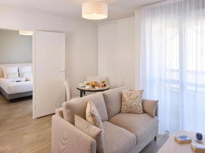 Double Suite