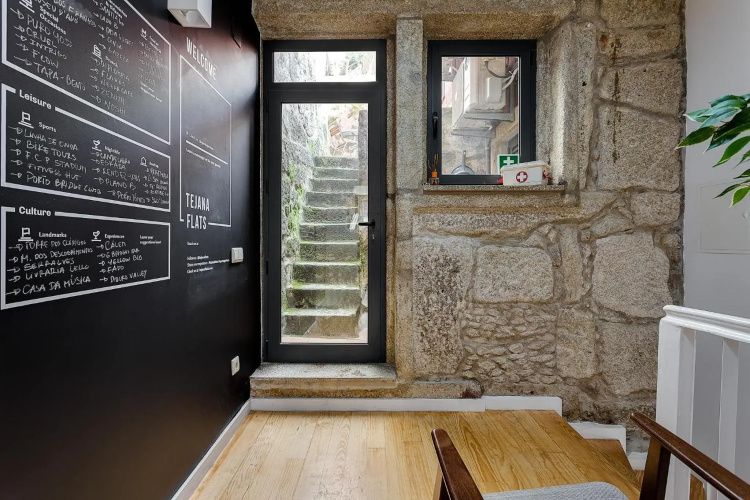 Oporto Gardens - Historical House
