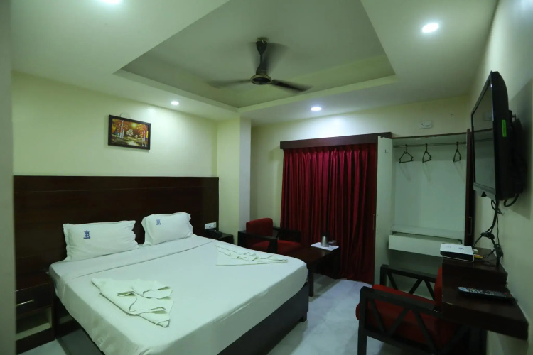 Hotel RR International