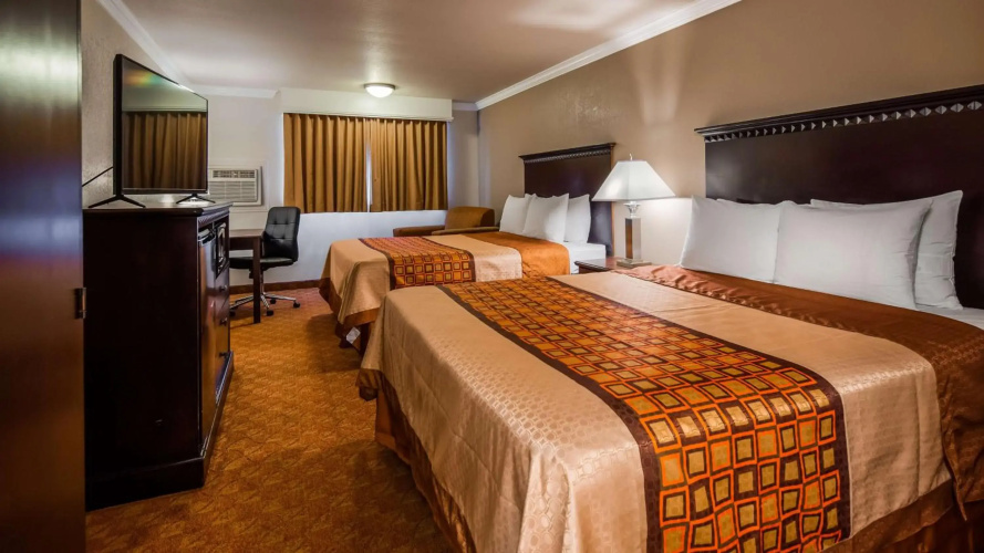 Lompoc Valley Inn & Suites