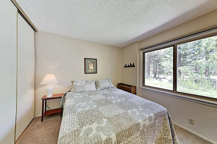 3251chat 4 Bedroom Condo