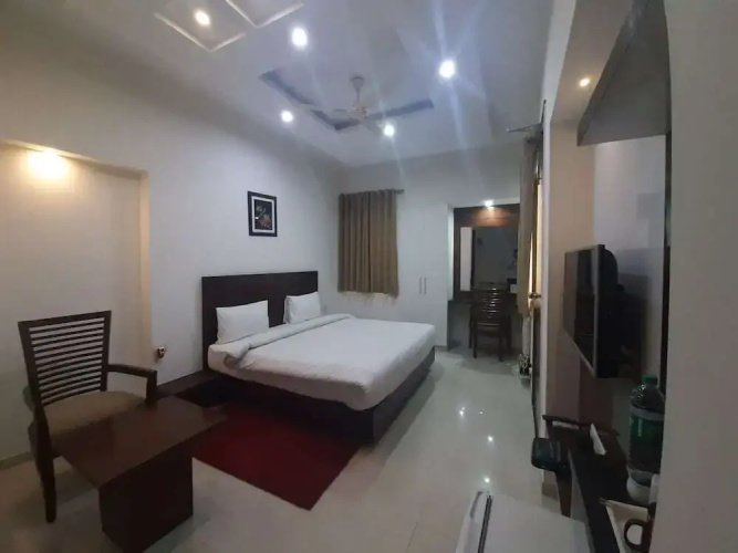 Shacon Suites