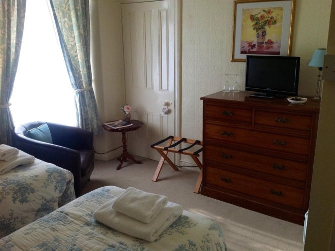 Standard Twin room