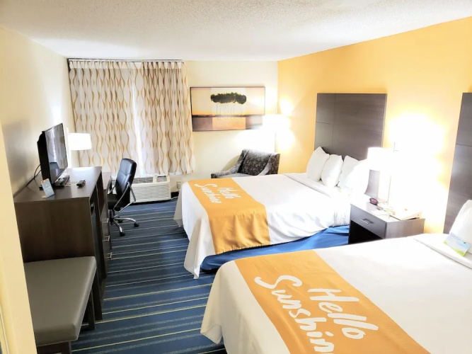 Days Inn Burlington East
