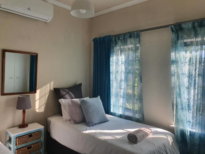 3 Bedrooms Apartment