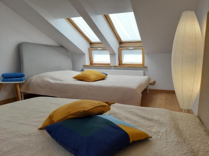 2 Bedrooms Apartment