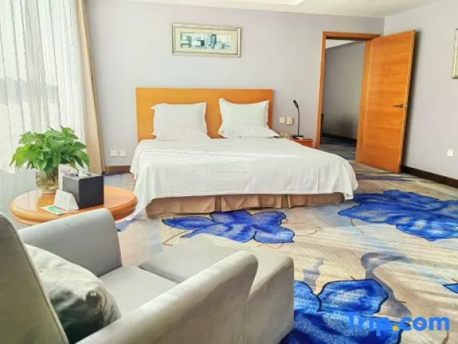 Deluxe Double Suite
