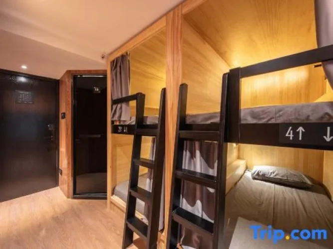 Bed in Dorm (female dorm)