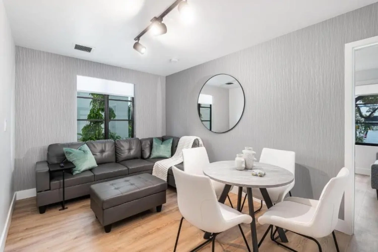 2 Bedrooms Double Apartment