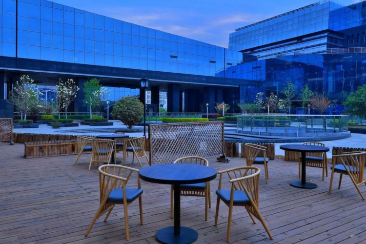Ramada by Wyndham Zhenjiang Dagang New District
