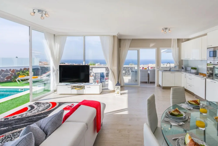Luxury Villa Ocean View, Heated Pool