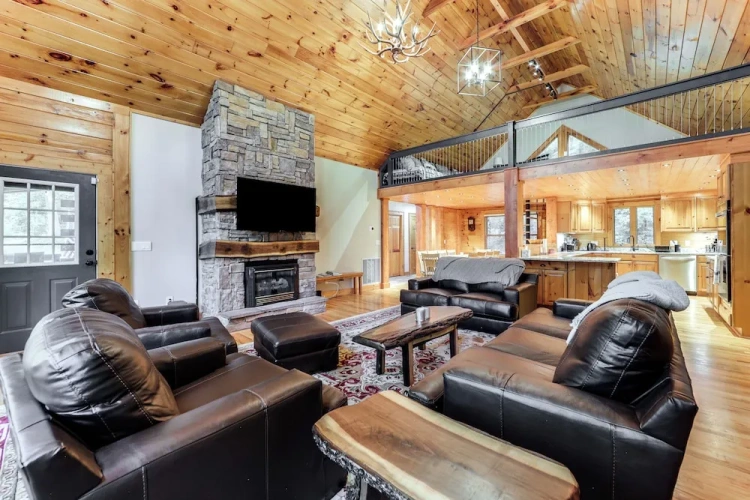 4 Bedrooms Cottage