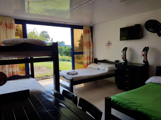 Standard Triple room