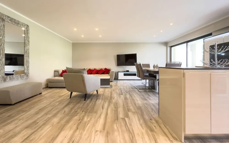 Le First in Cannes With 2 Bedrooms and 2 Bathrooms