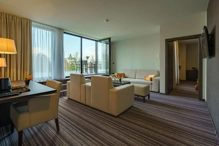 Deluxe Double Suite