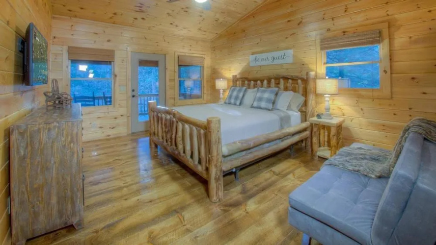 River Rush Cabin by Escape to Blue Ridge