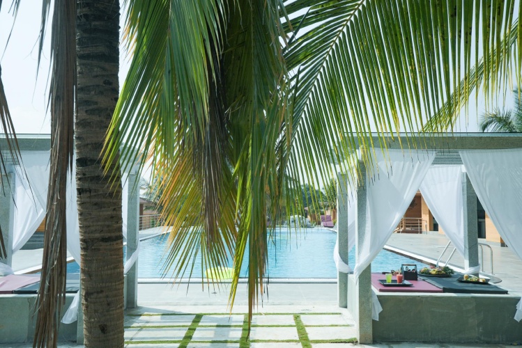 Villa with pool view
